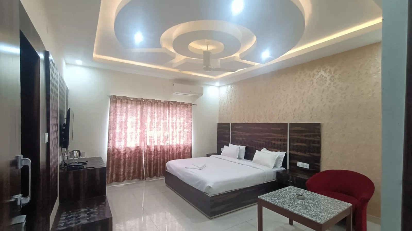 Premium Room